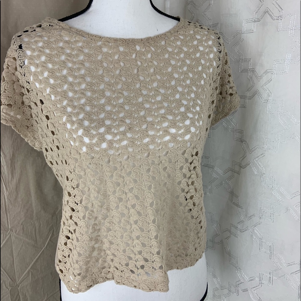 Ransom high low crochet cap sleeve top Sz medium